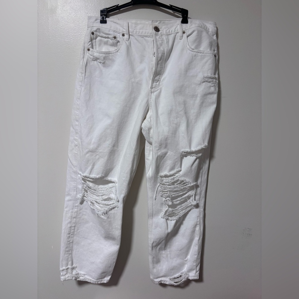 American Eagles 90s Boyfriend Jeans